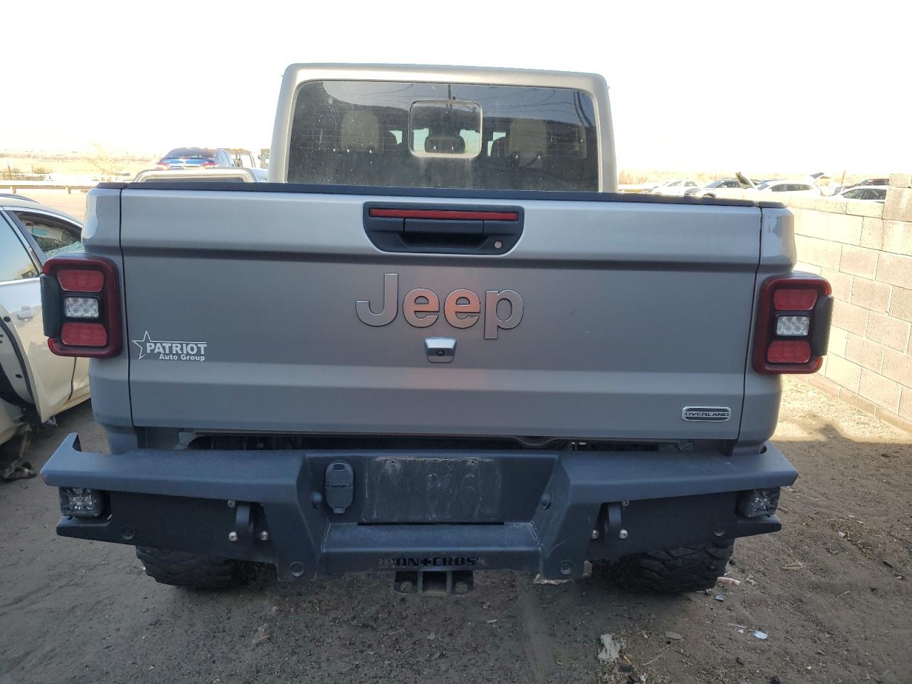 2020 Jeep Gladiator - Image 6