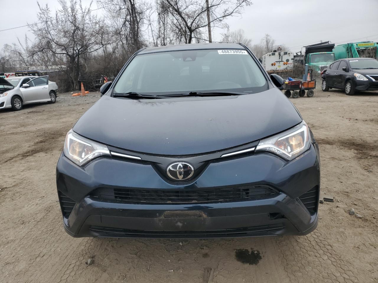 2018 Toyota RAV 4 - Image 5