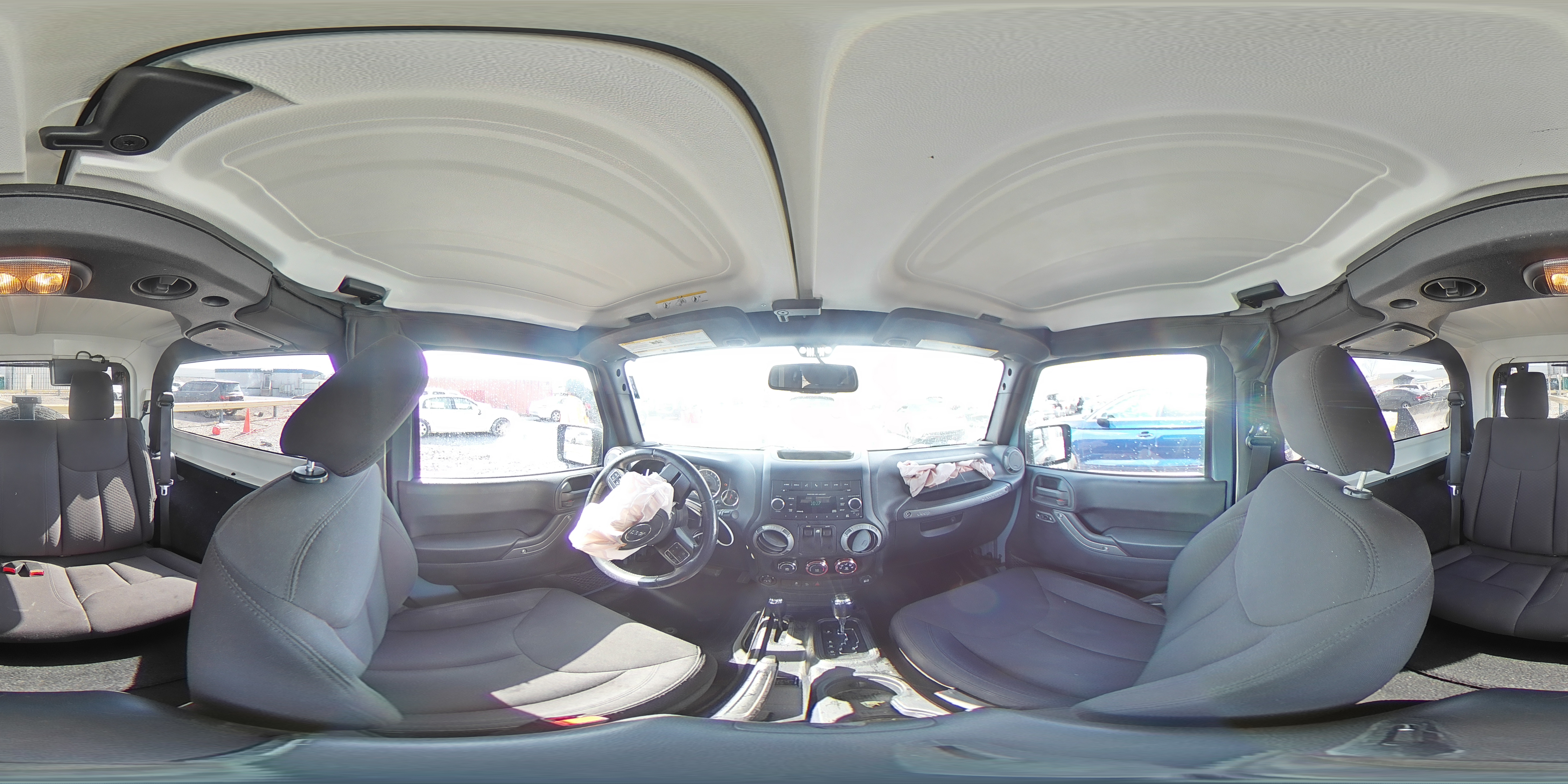 2015 Jeep Wrangler - Image 14
