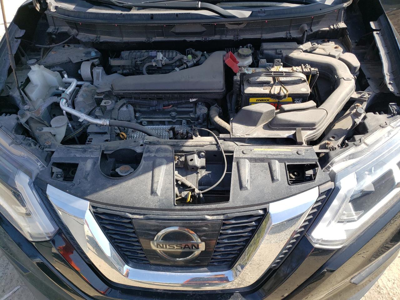 2017 Nissan Rogue - Image 12