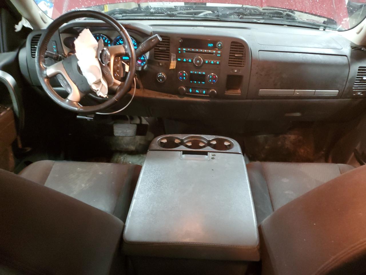 2013 Chevrolet Silverado - Image 8