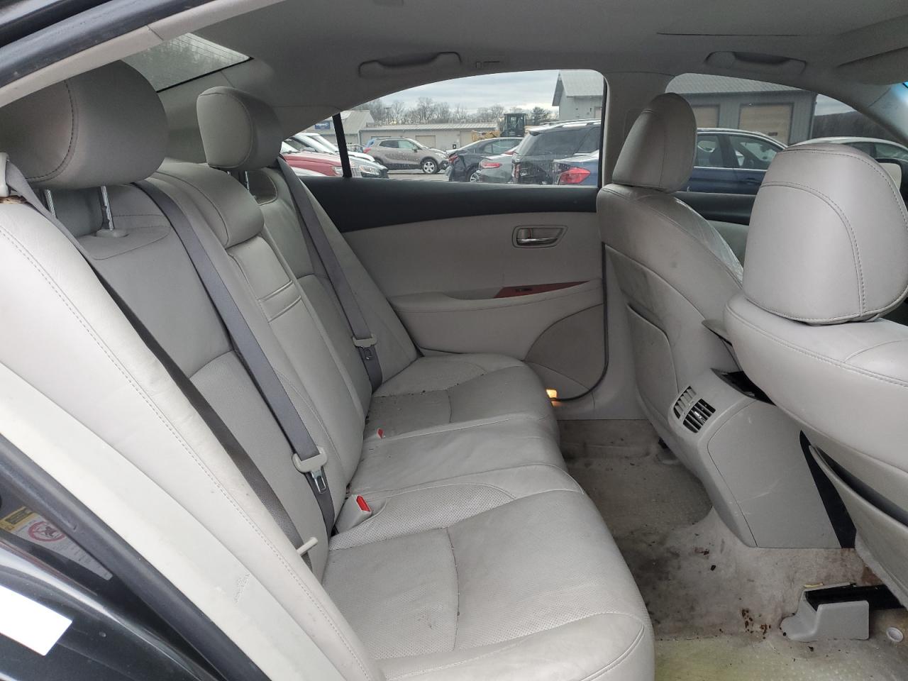 2009 Lexus ES - Image 10
