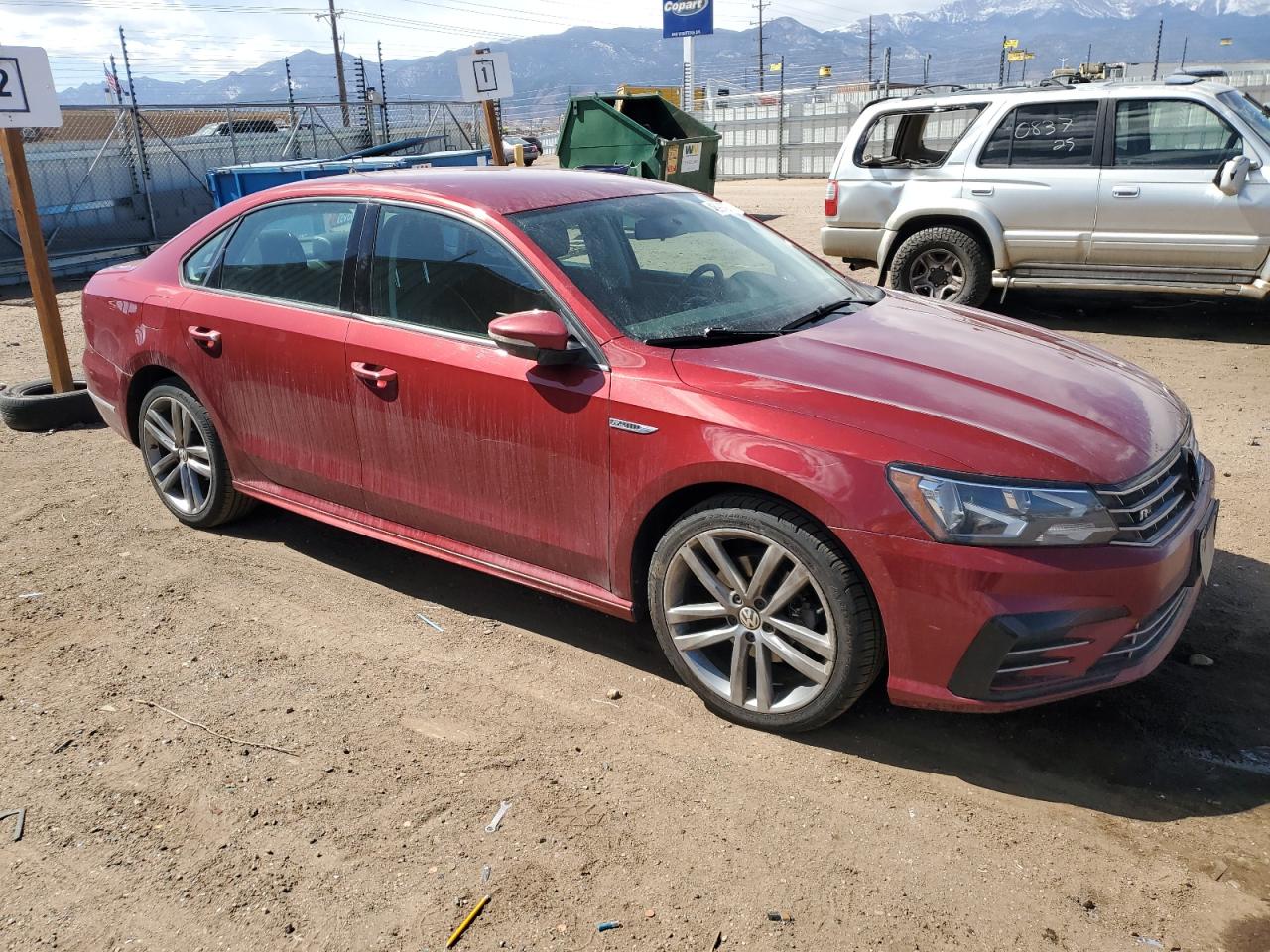 2018 Volkswagen Passat - Image 4