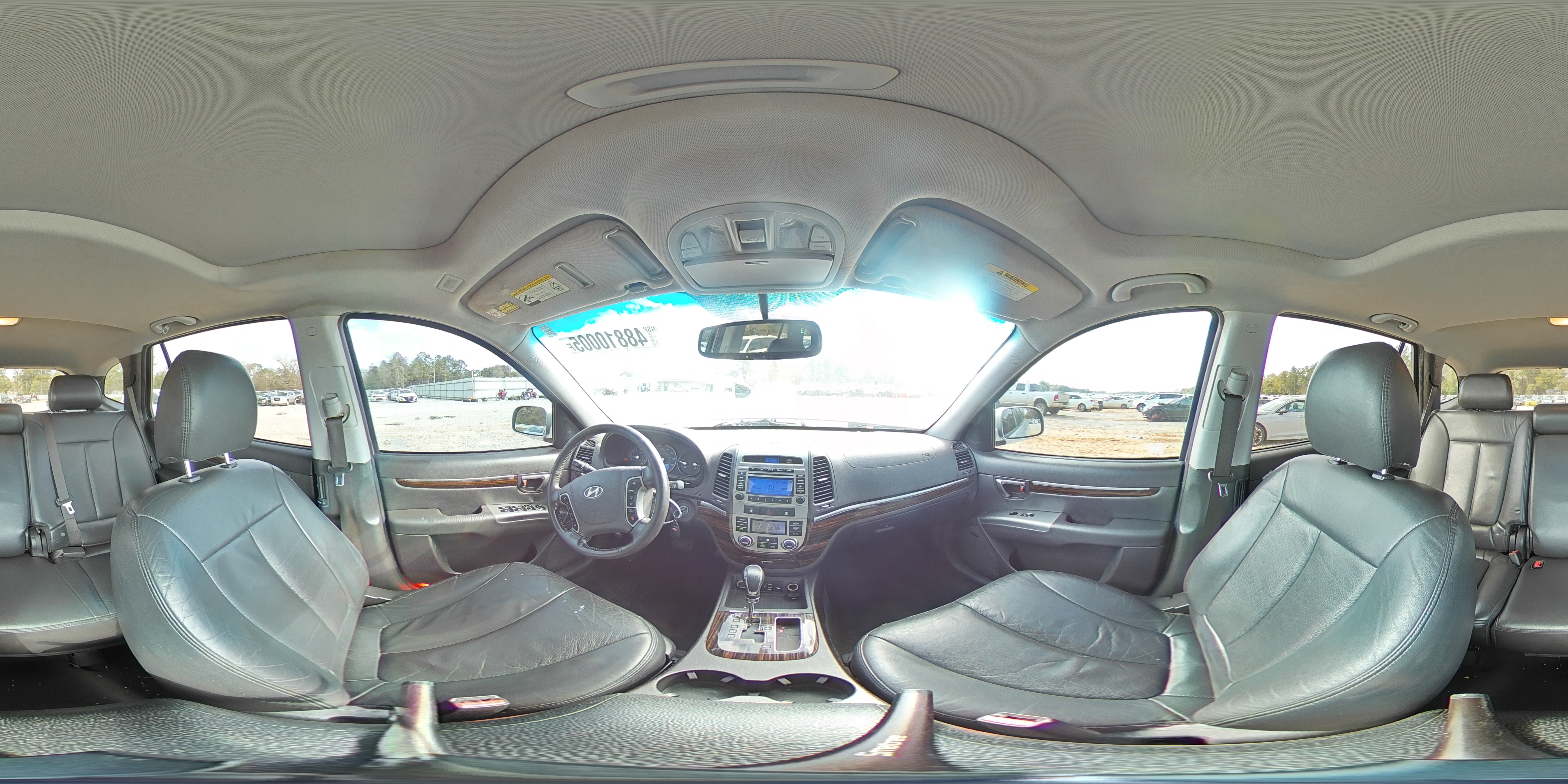 2011 Hyundai Santa Fe - Image 13