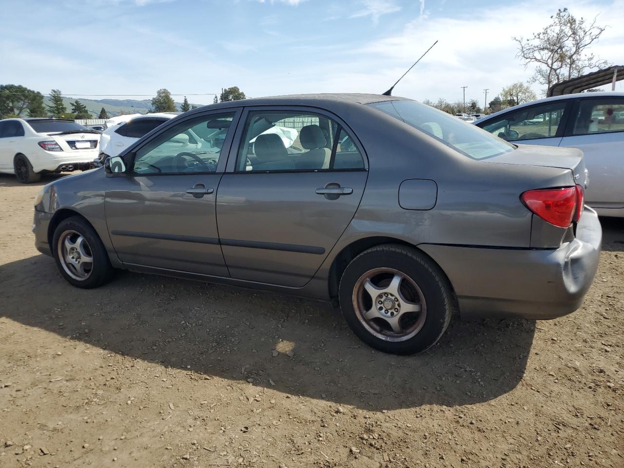 2005 Toyota Corolla - Image 2
