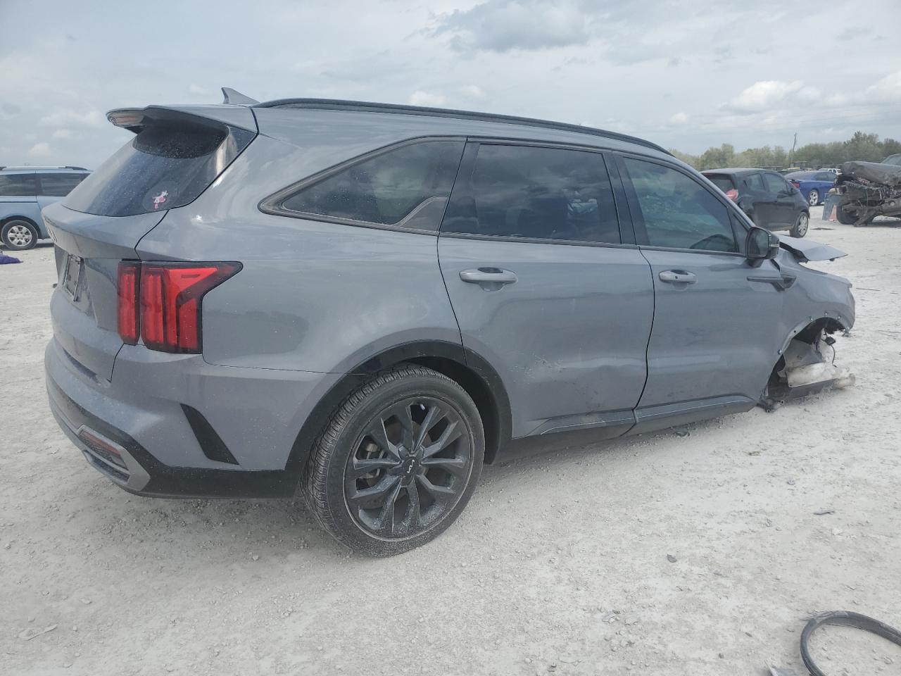 2023 Kia Sorento - Image 3