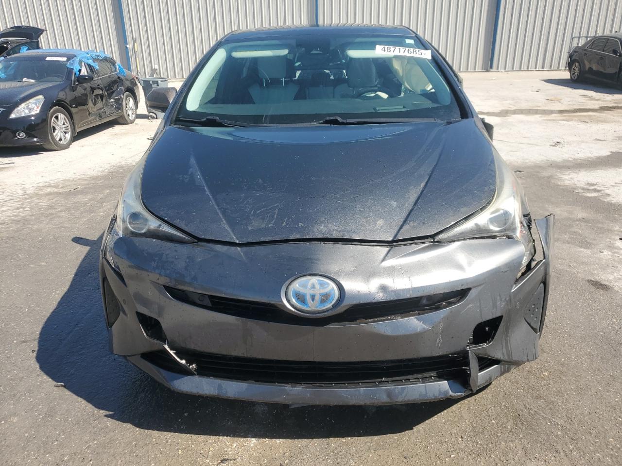 2017 Toyota Prius - Image 5