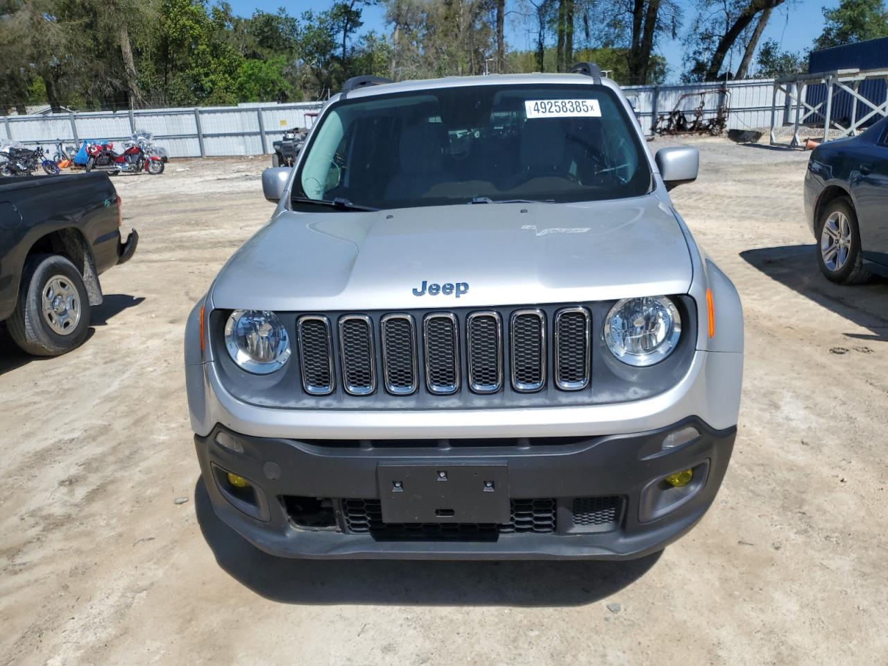 2015 Jeep Renegade - Image 5