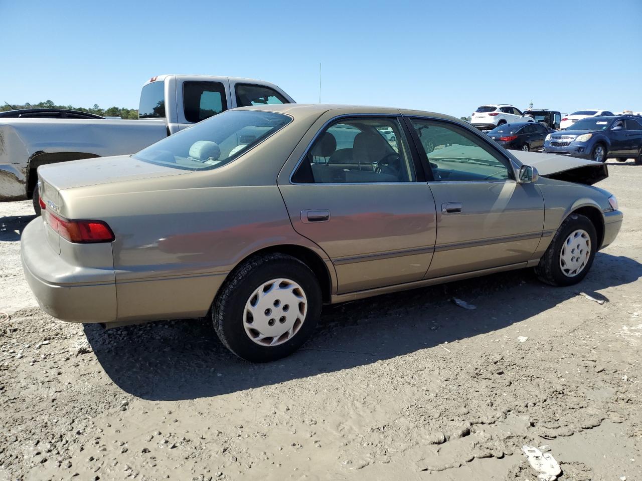 1999 Toyota Camry - Image 3
