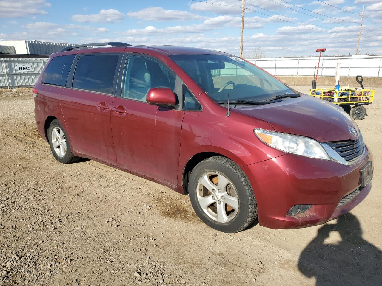 2011 Toyota Sienna - Image 4