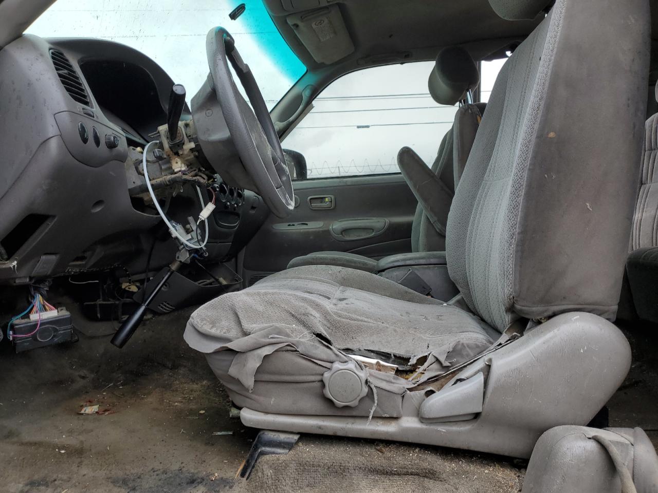 2002 Toyota Tundra - Image 7