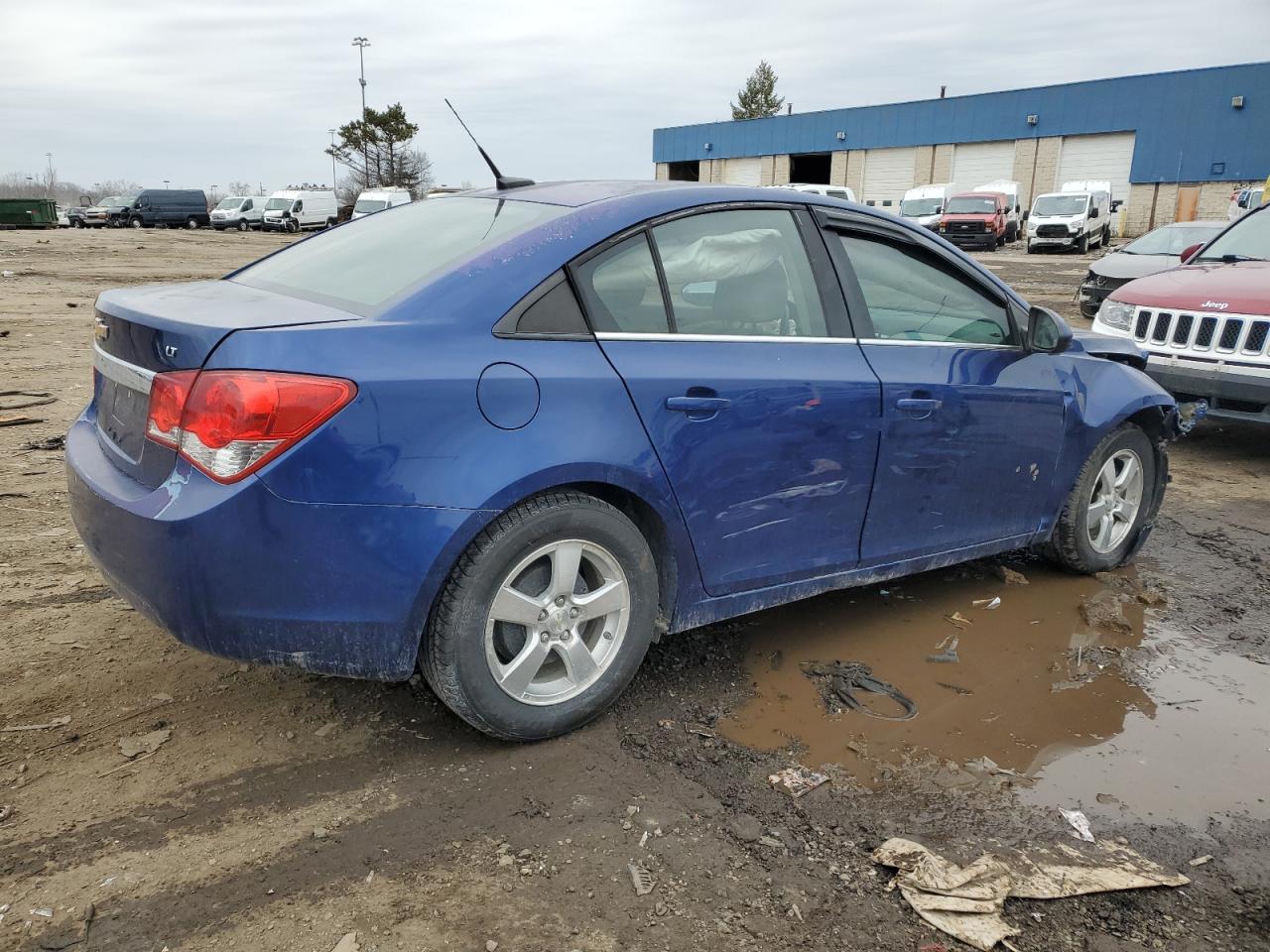 2012 Chevrolet Cruze - Image 3