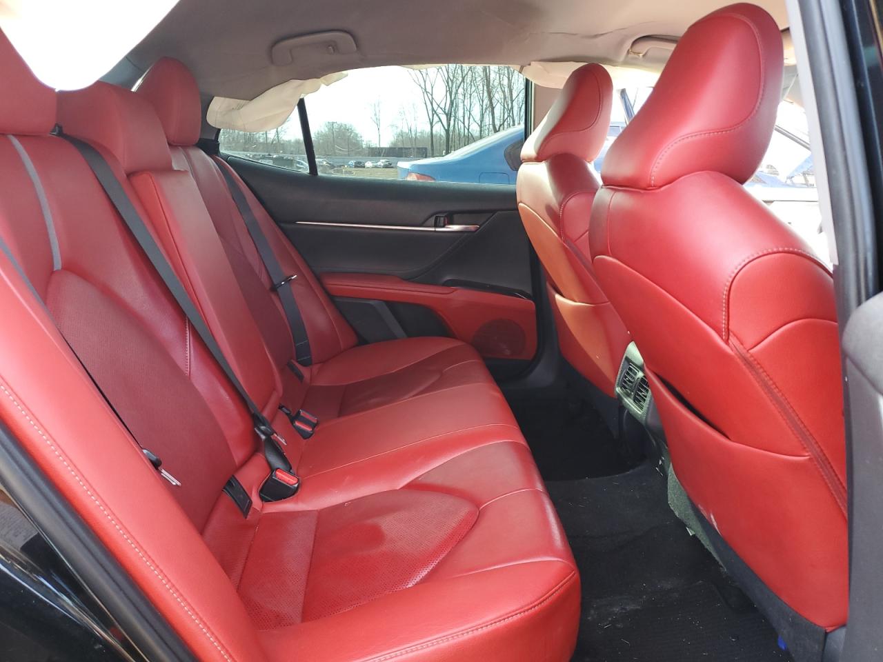 2018 Toyota Camry - Image 10