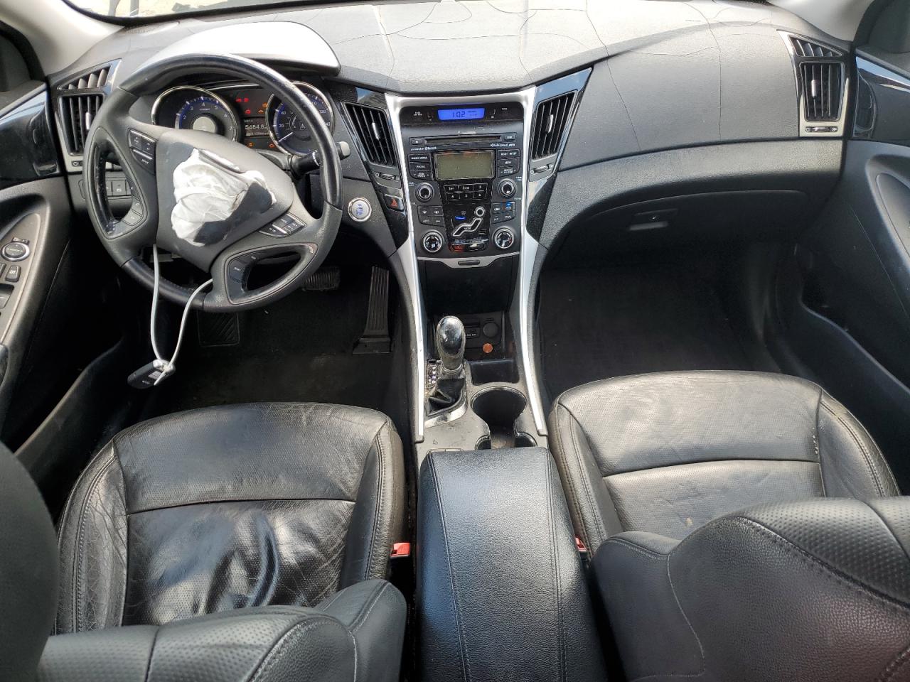 2013 Hyundai Sonata - Image 8