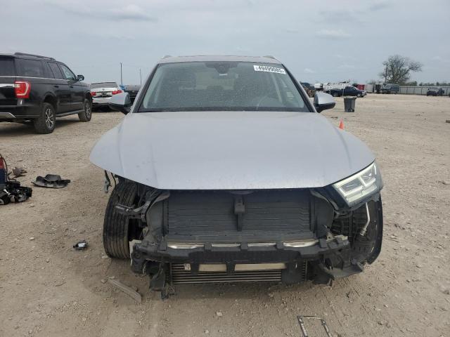  AUDI Q5 2019 Srebrny