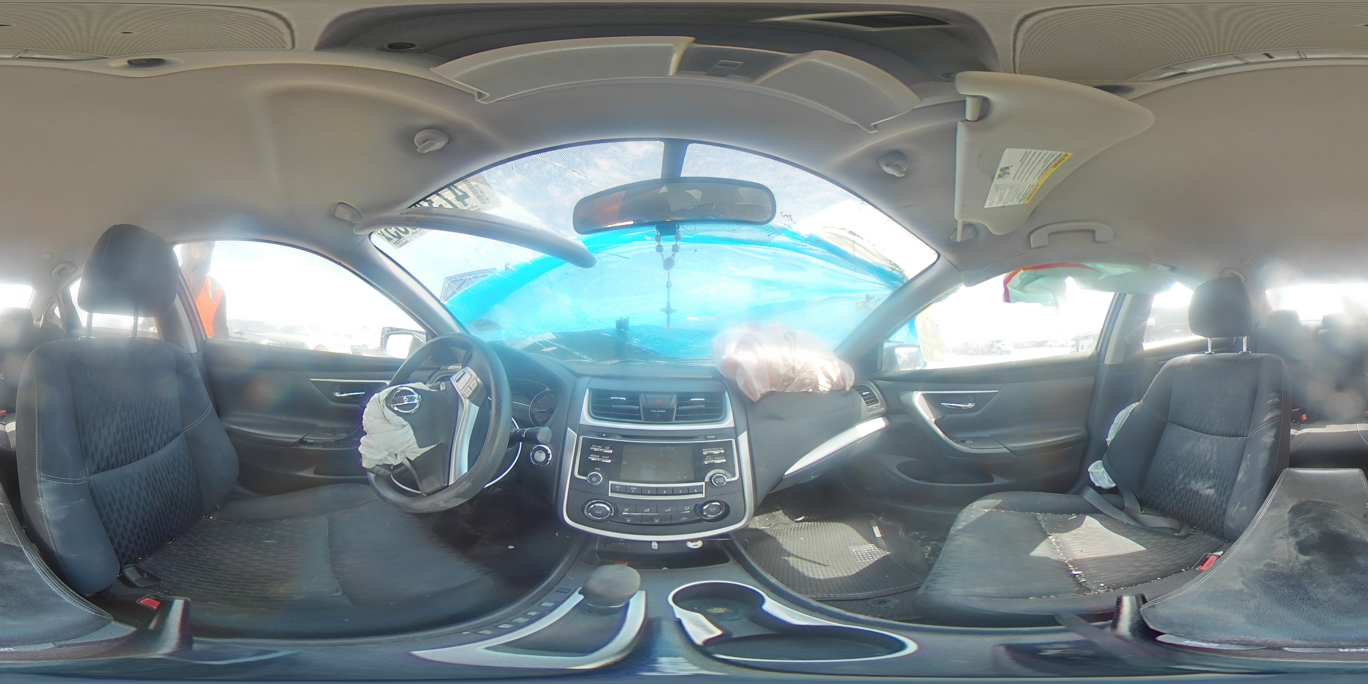 2017 Nissan Altima - Image 12