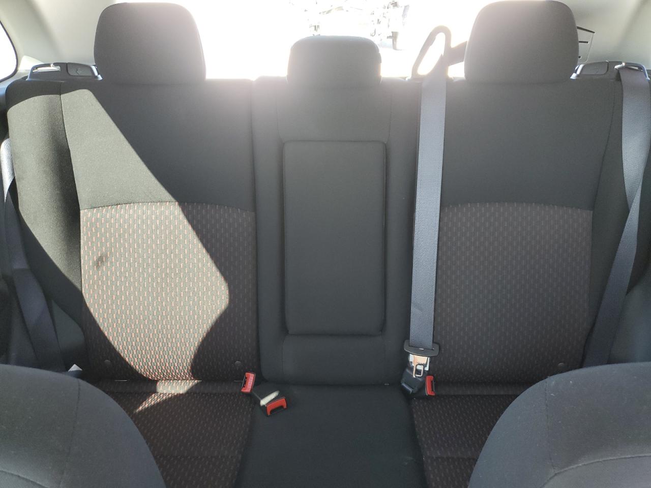 2018 Mitsubishi Outlander - Image 10