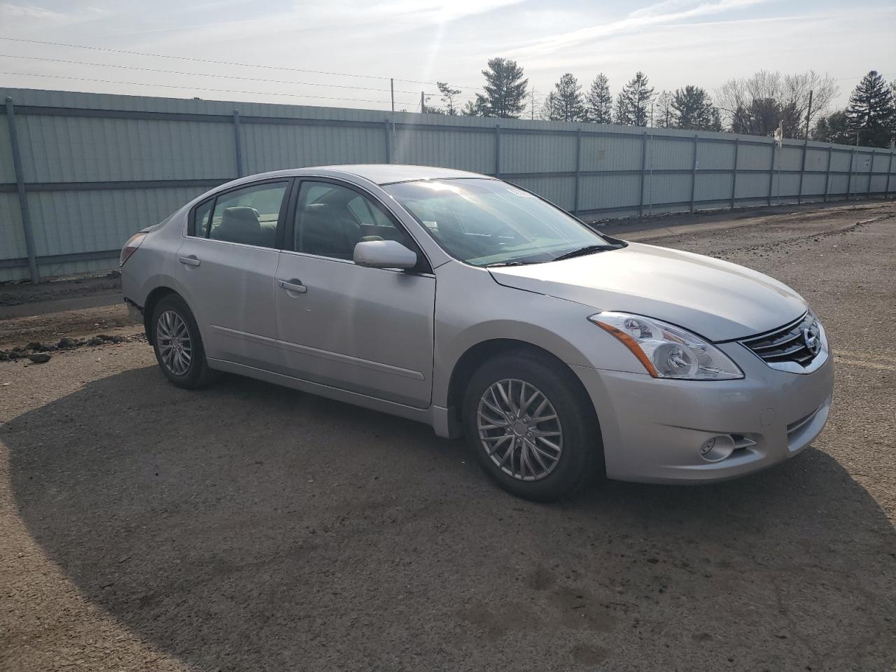 2012 Nissan Altima - Image 4