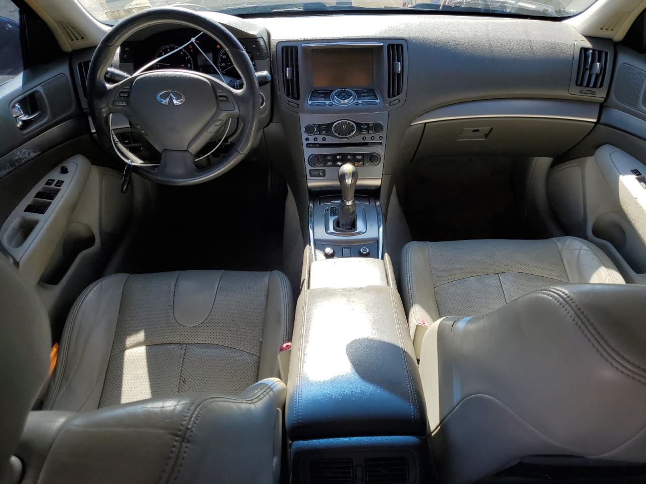 2011 Infiniti G - Image 8