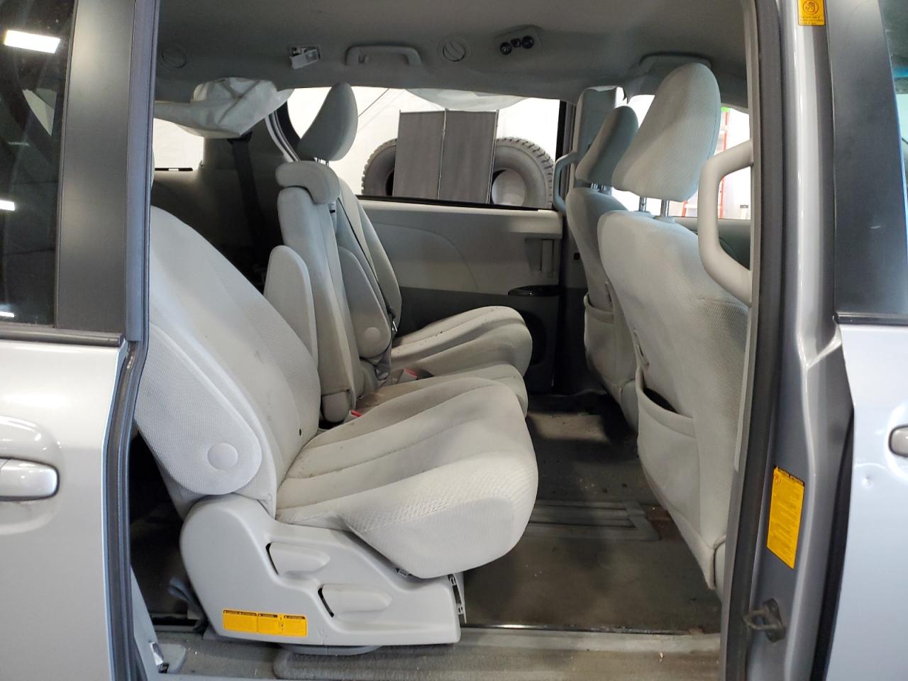 2012 Toyota Sienna Le VIN: 5TDKK3DC6CS230328 Lot: 49051555