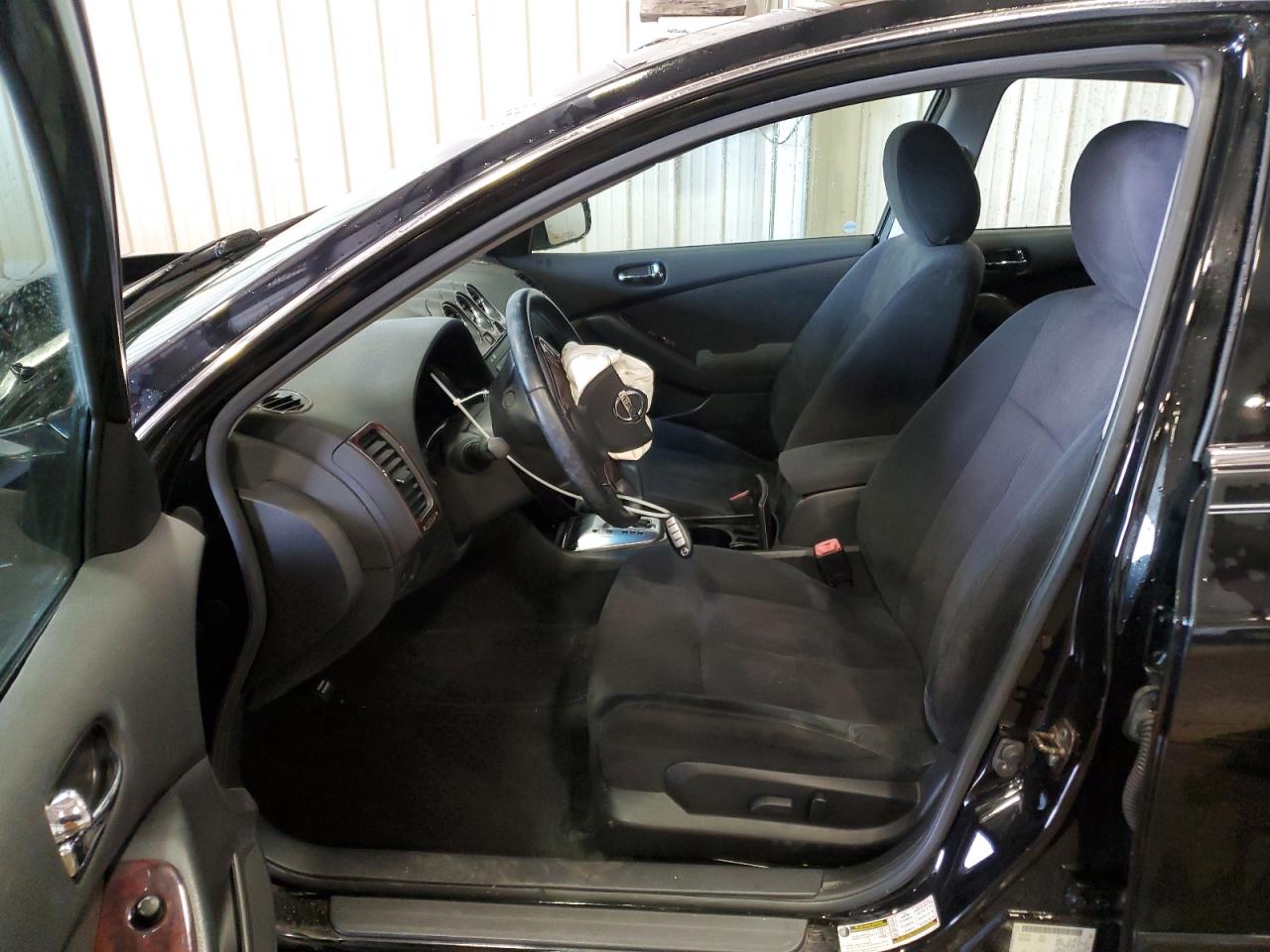 2010 Nissan Altima - Image 7