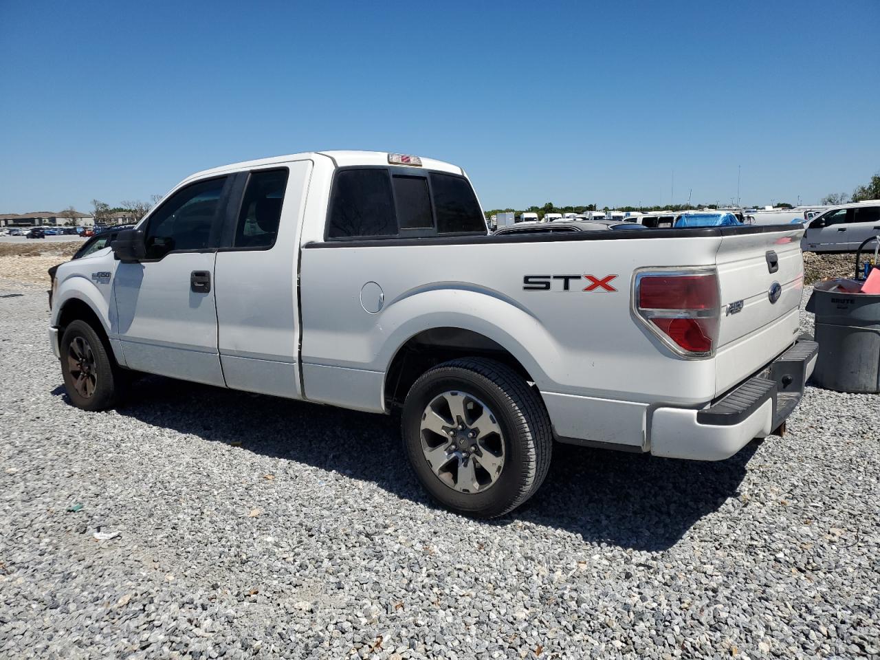 2013 Ford F-150 - Image 2