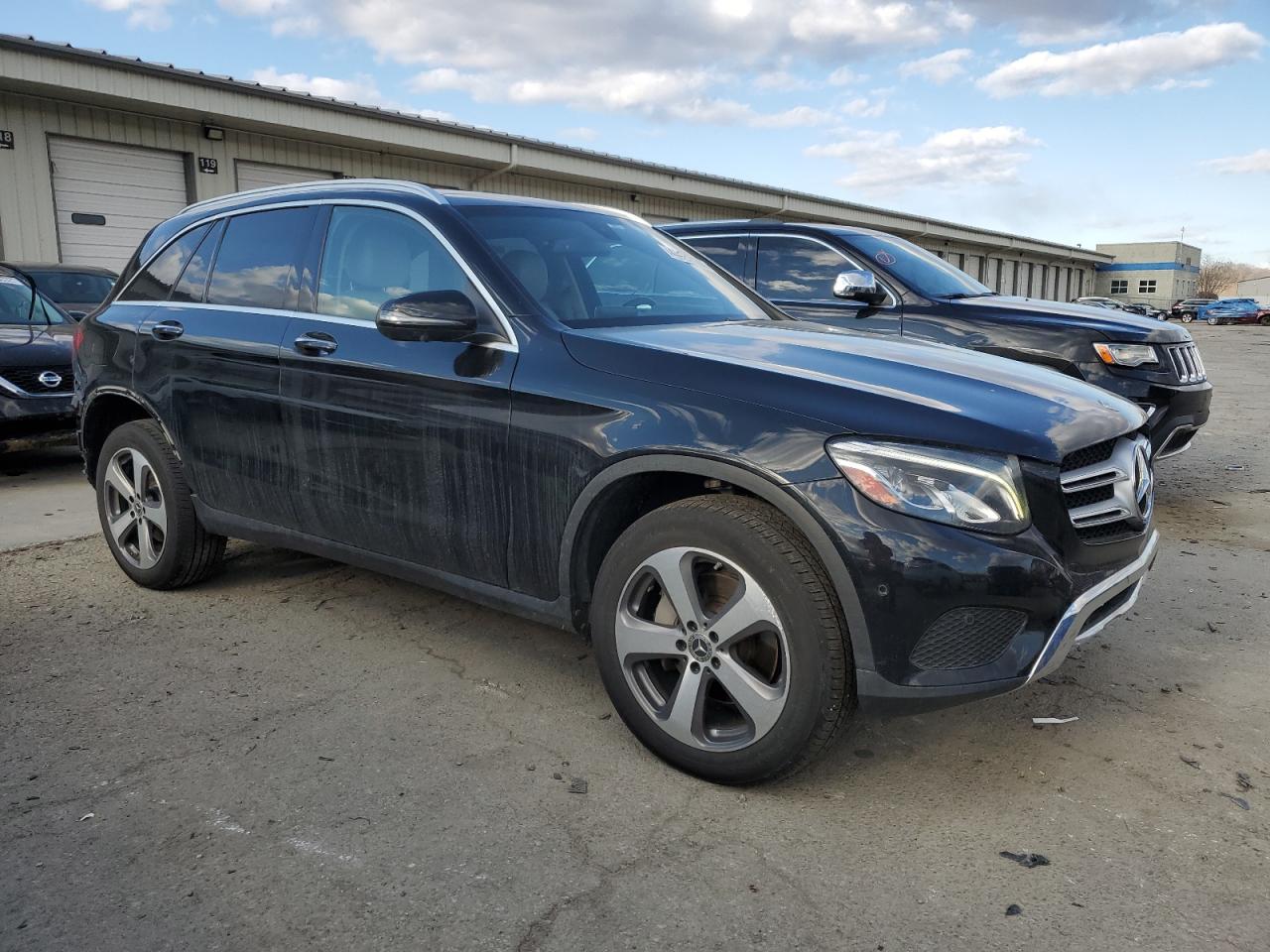 2018 Mercedes-Benz GLC - Image 4
