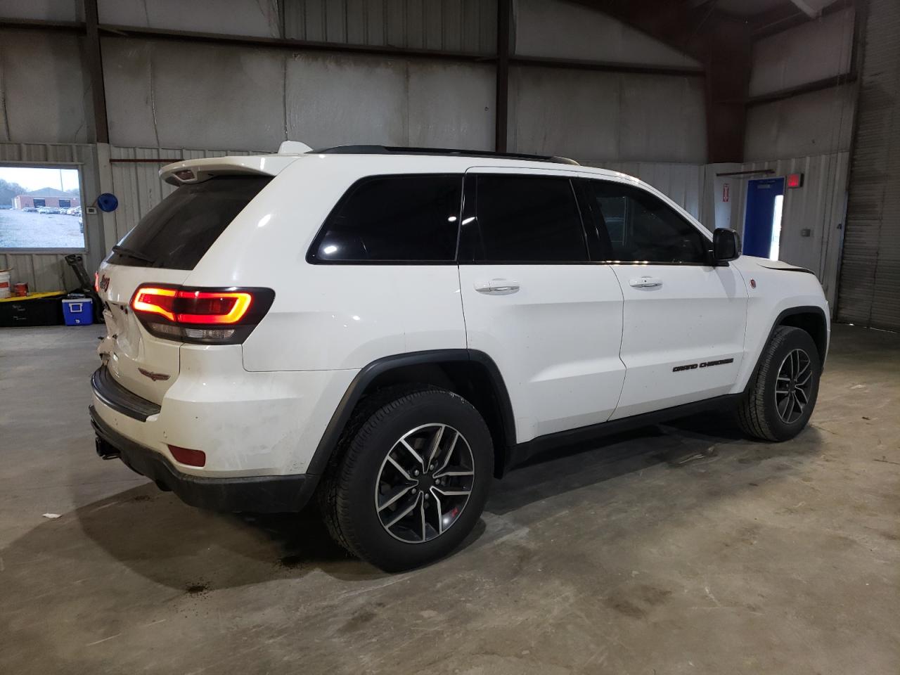 2021 Jeep Grand Cherokee - Image 3
