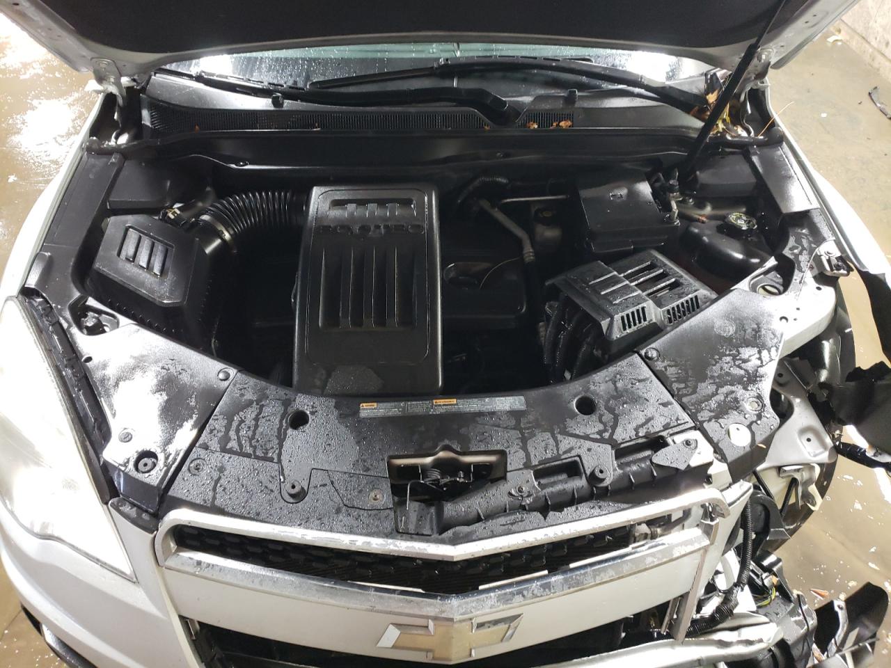 2010 Chevrolet Equinox - Image 11