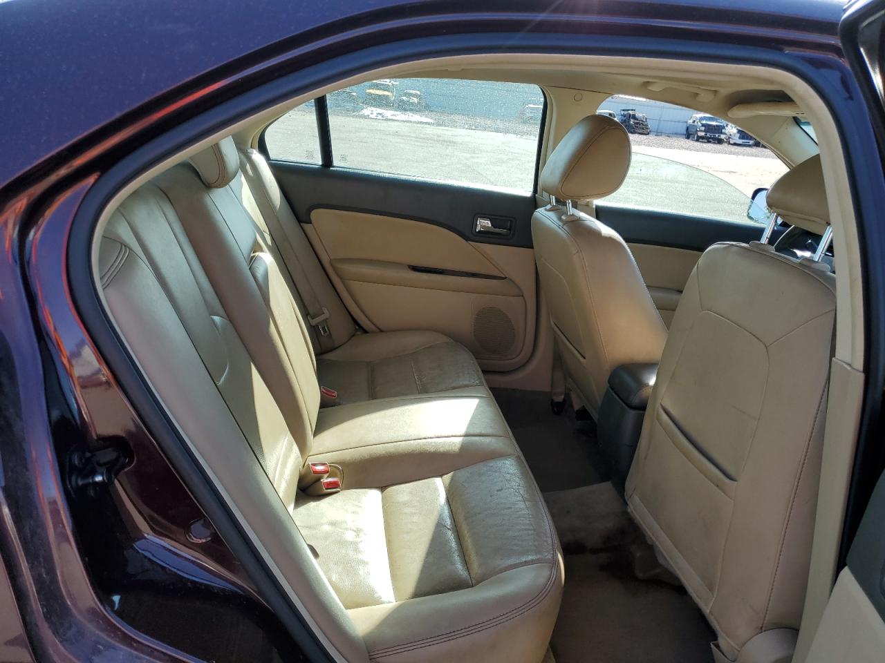 2011 Ford Fusion - Image 10