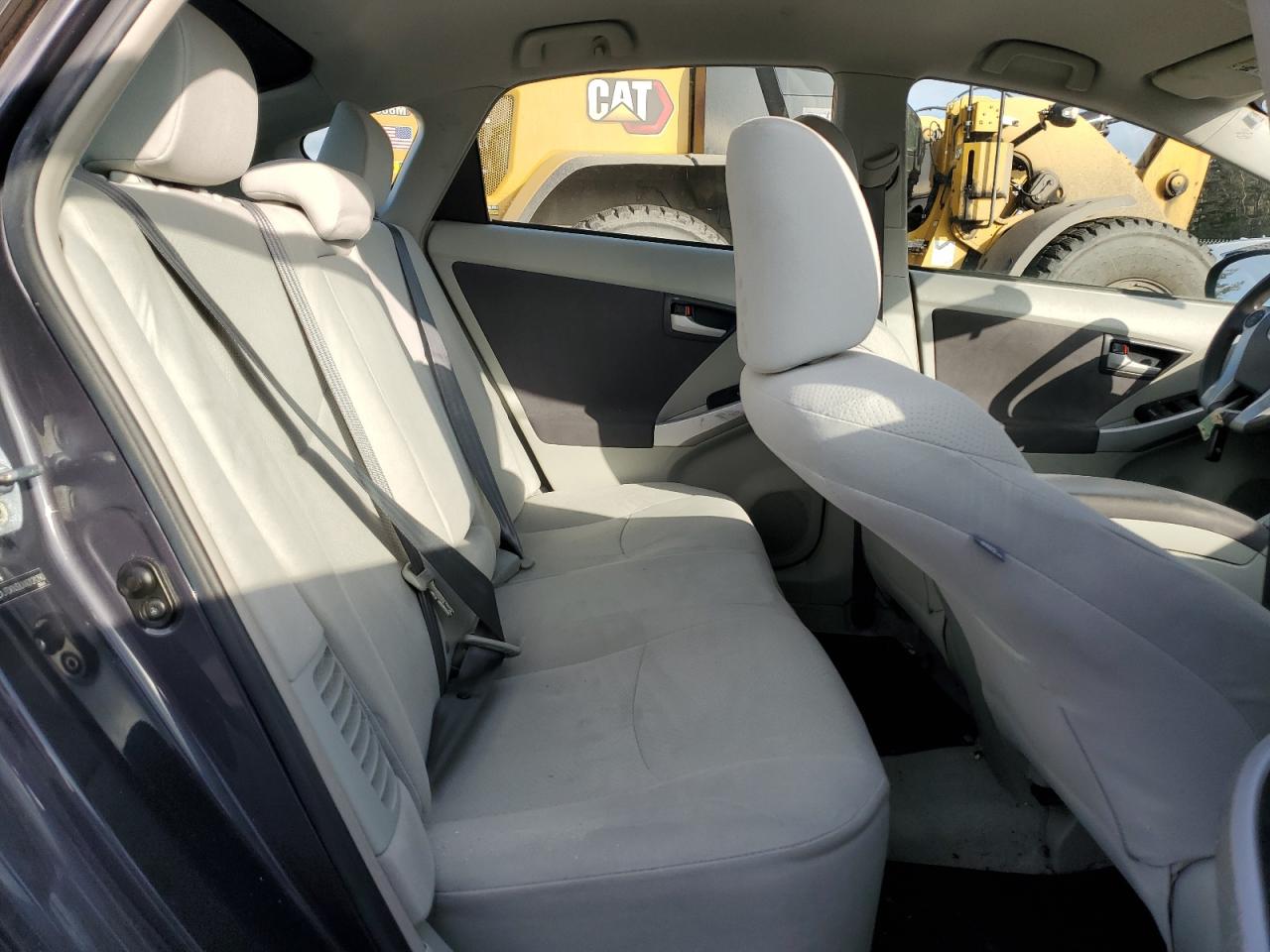 2010 Toyota Prius - Image 10