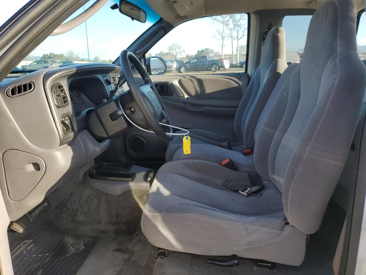 2000 Dodge Dakota - Image 7