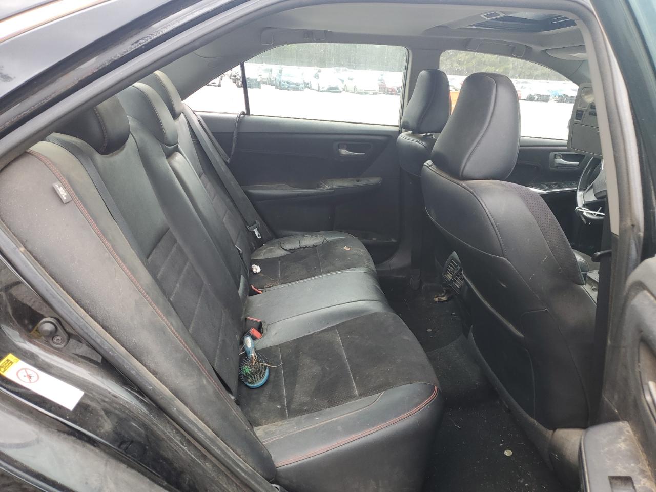 2016 Toyota Camry - Image 10