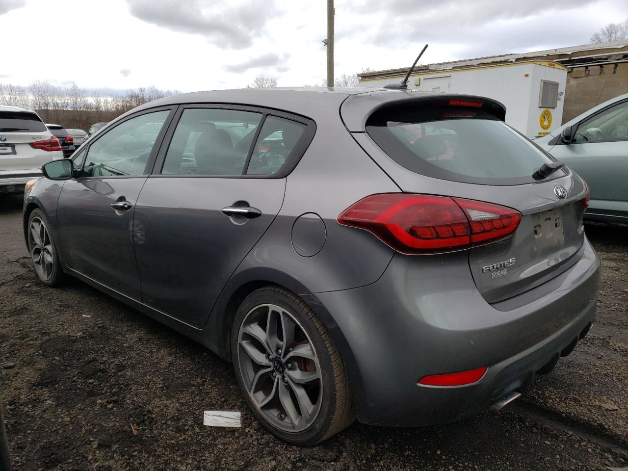 2015 Kia Forte - Image 2