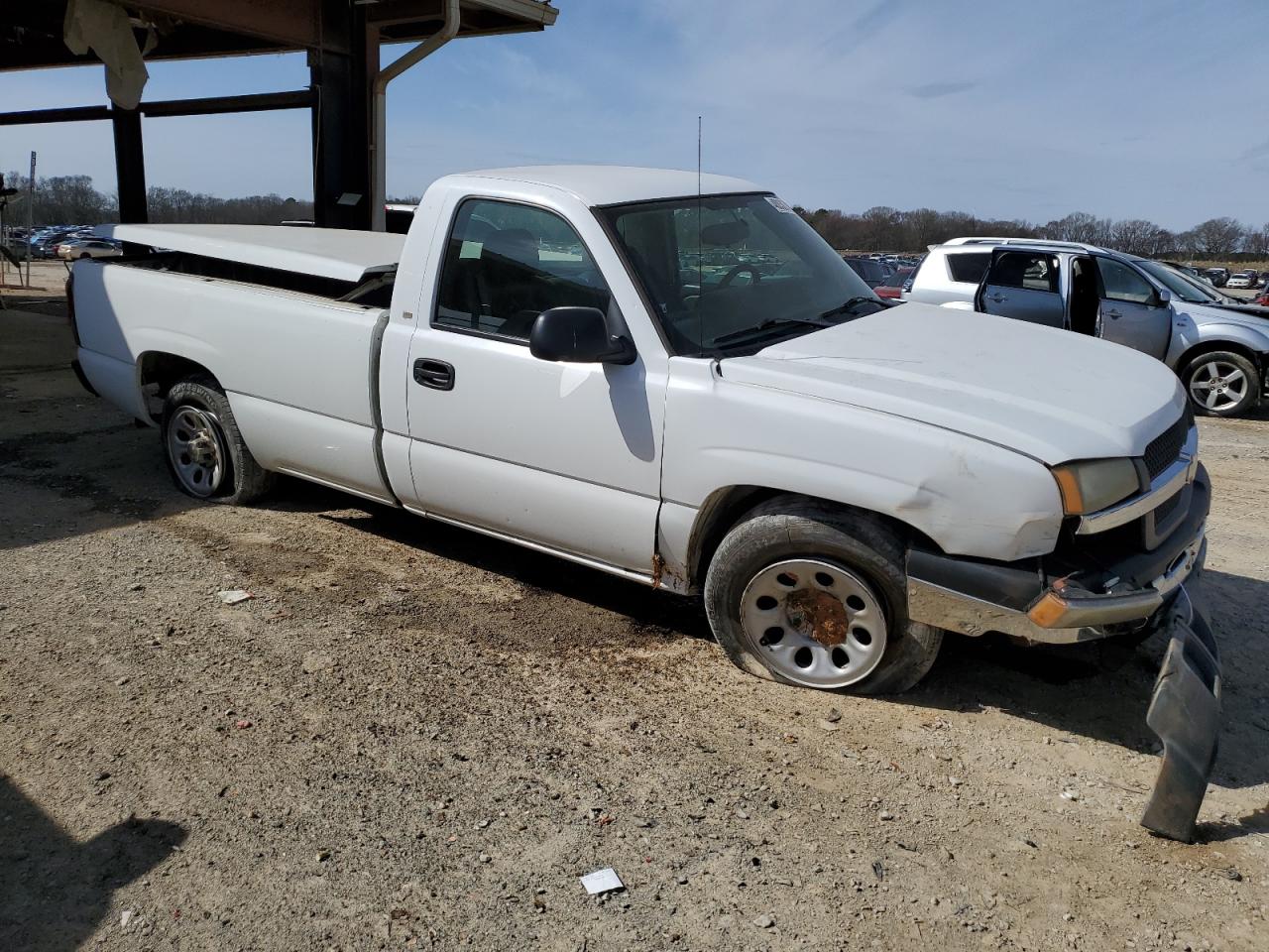 2005 Chevrolet Silverado - Image 4