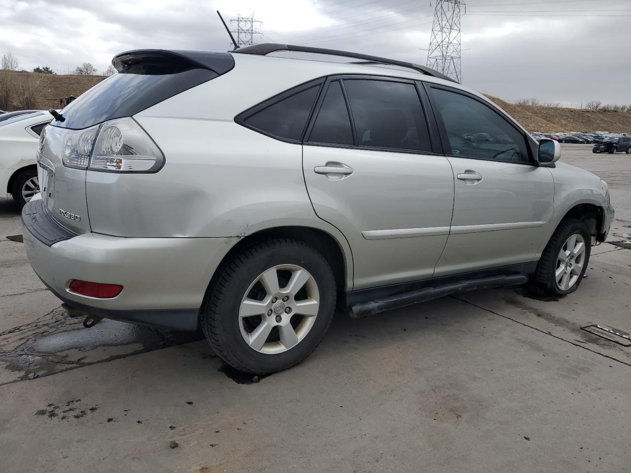 2005 Lexus RX - Image 3