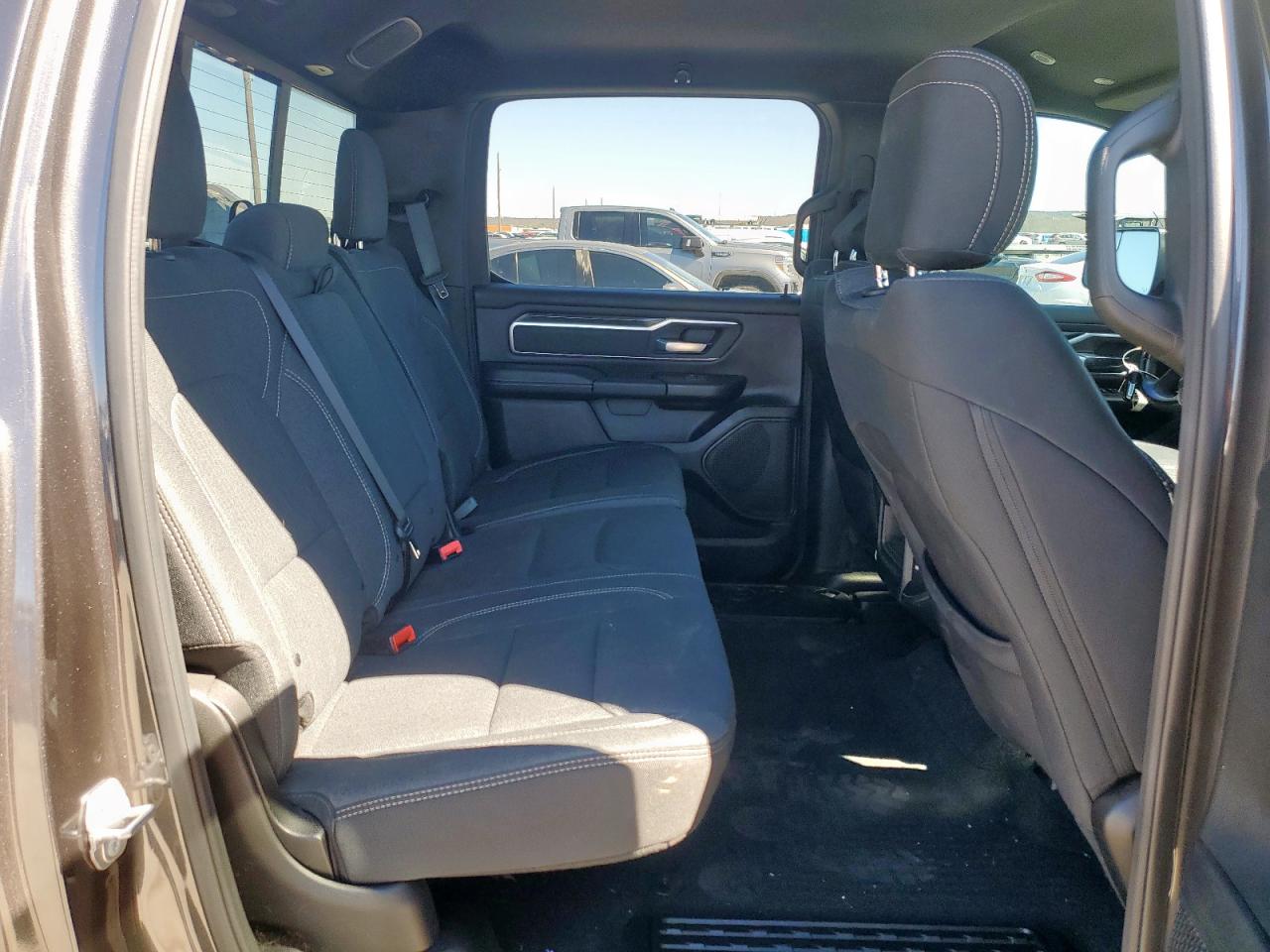 2019 RAM 1500 - Image 10