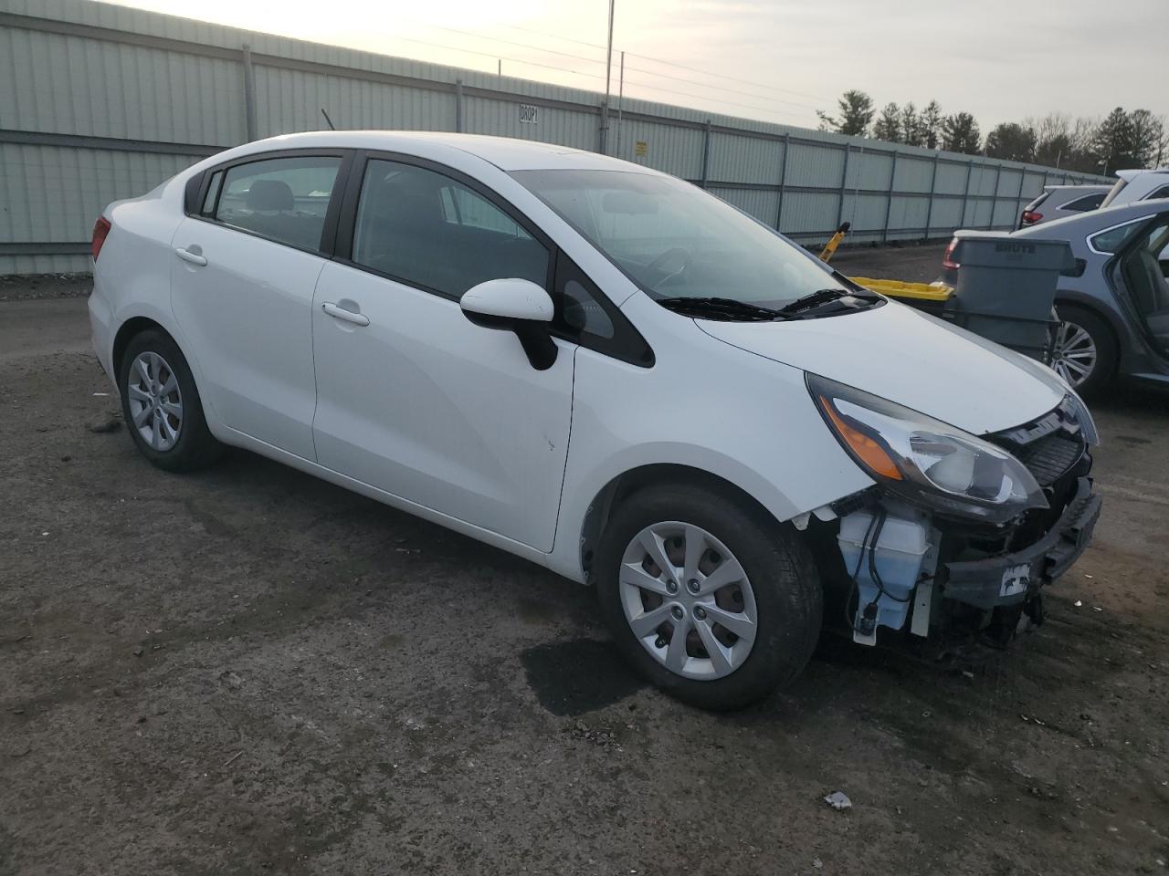 2016 Kia Rio - Image 4