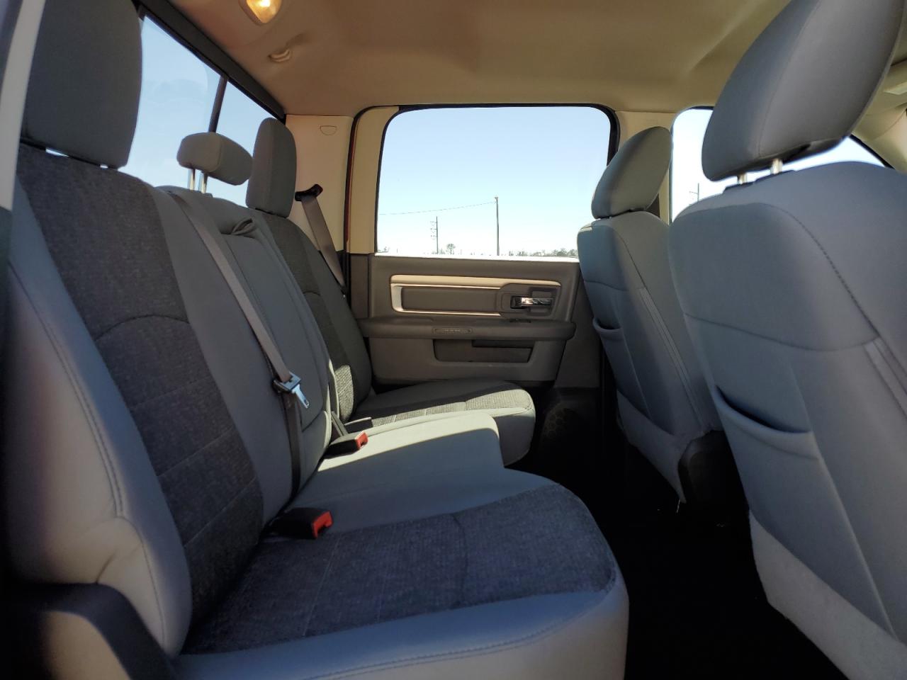 2019 RAM 1500 - Image 10