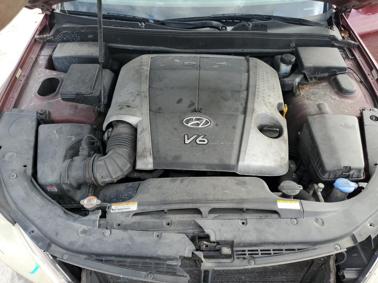 2010 Hyundai Genesis - Image 11