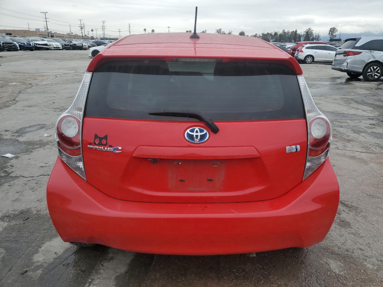 2014 Toyota Prius - Image 6