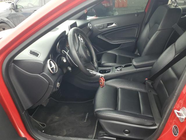 Parquets MERCEDES-BENZ GLA-CLASS 2017 Czerwony