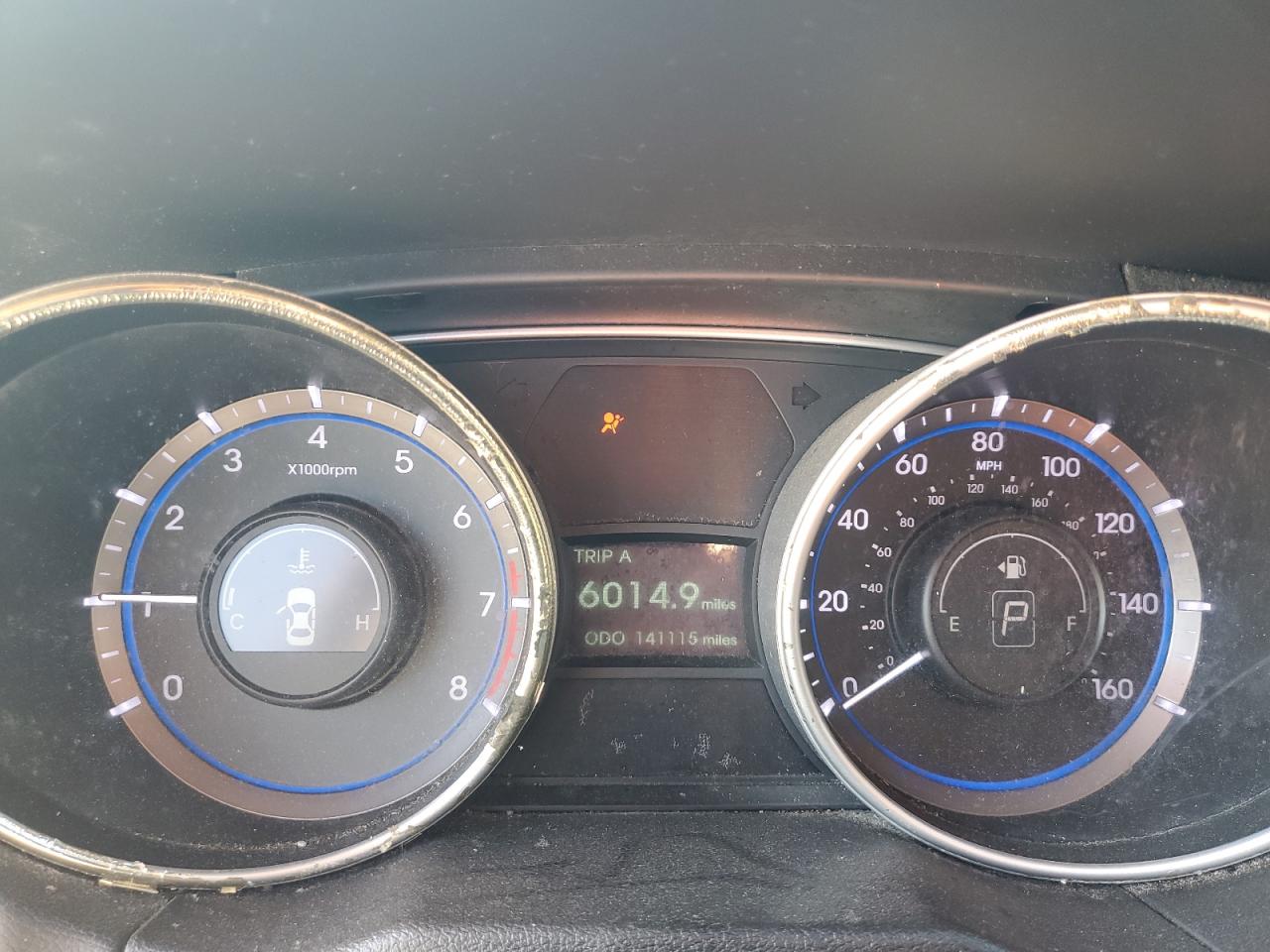 2012 Hyundai Sonata - Image 9