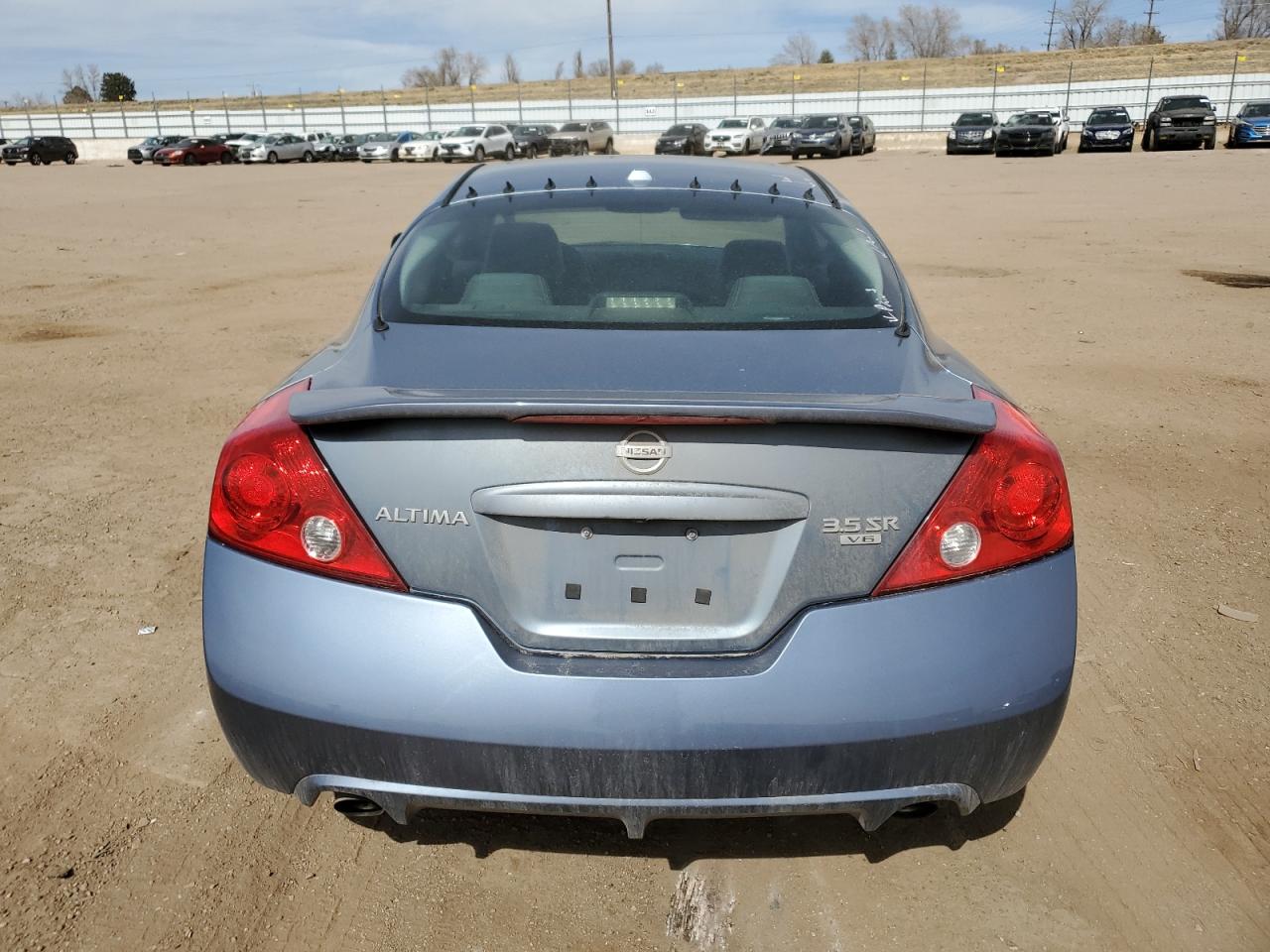 2010 Nissan Altima - Image 6