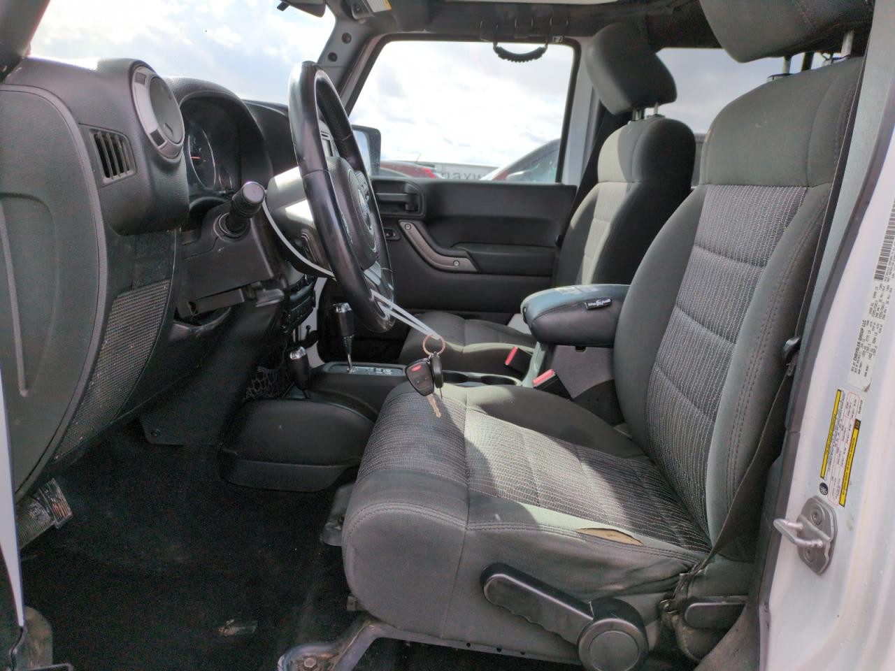 2012 Jeep Wrangler - Image 7