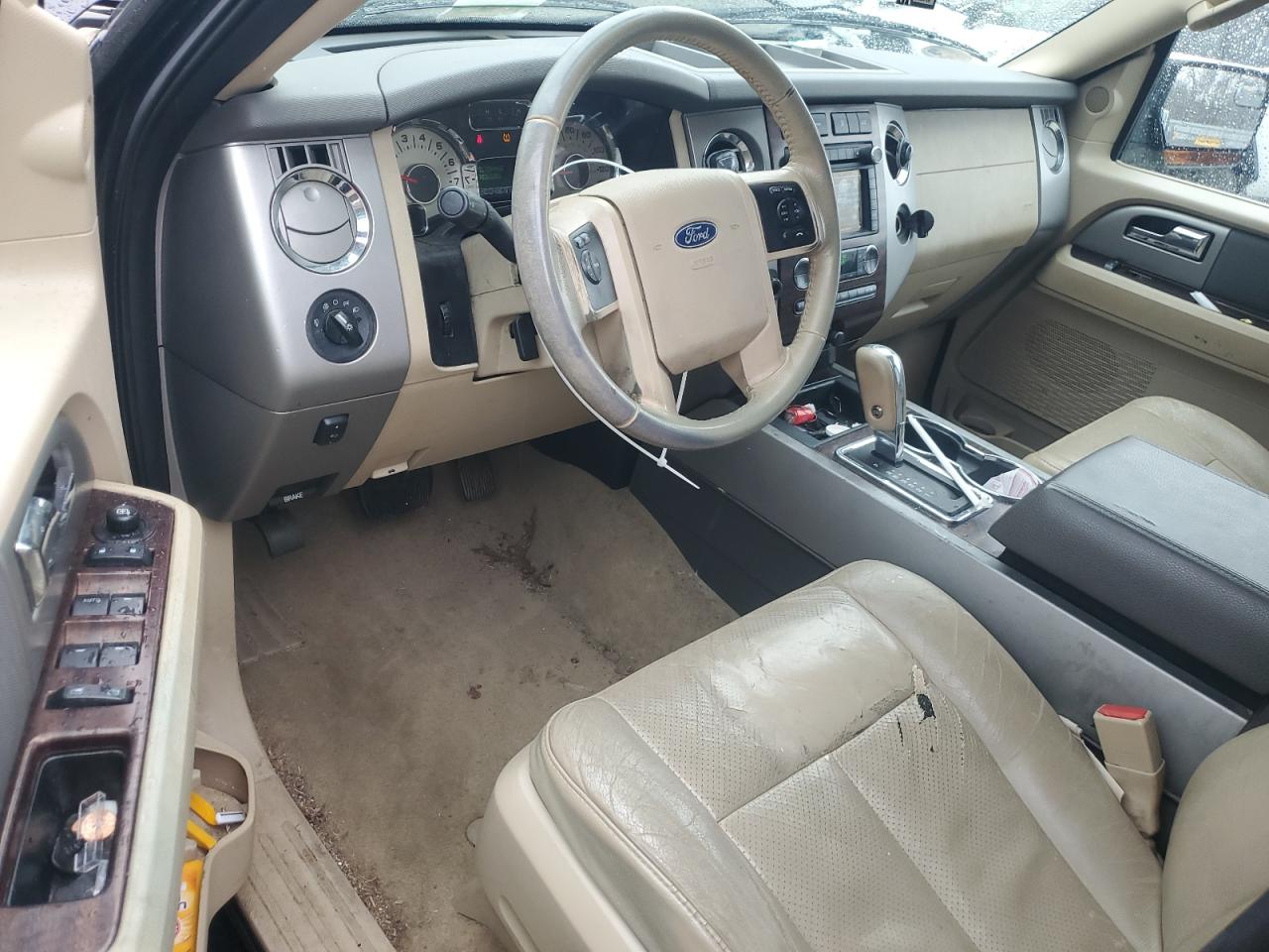 2012 Ford Expedition - Image 8