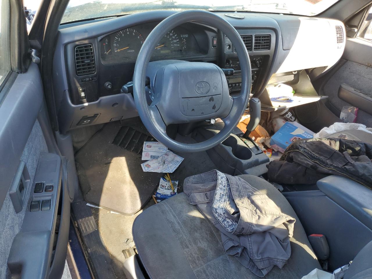2000 Toyota Tacoma Xtracab Prerunner VIN: 4TASM92N9YZ609441 Lot: 44461035
