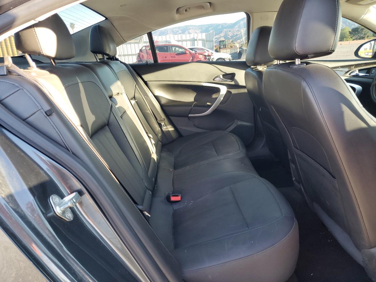 2017 Buick Regal - Image 10