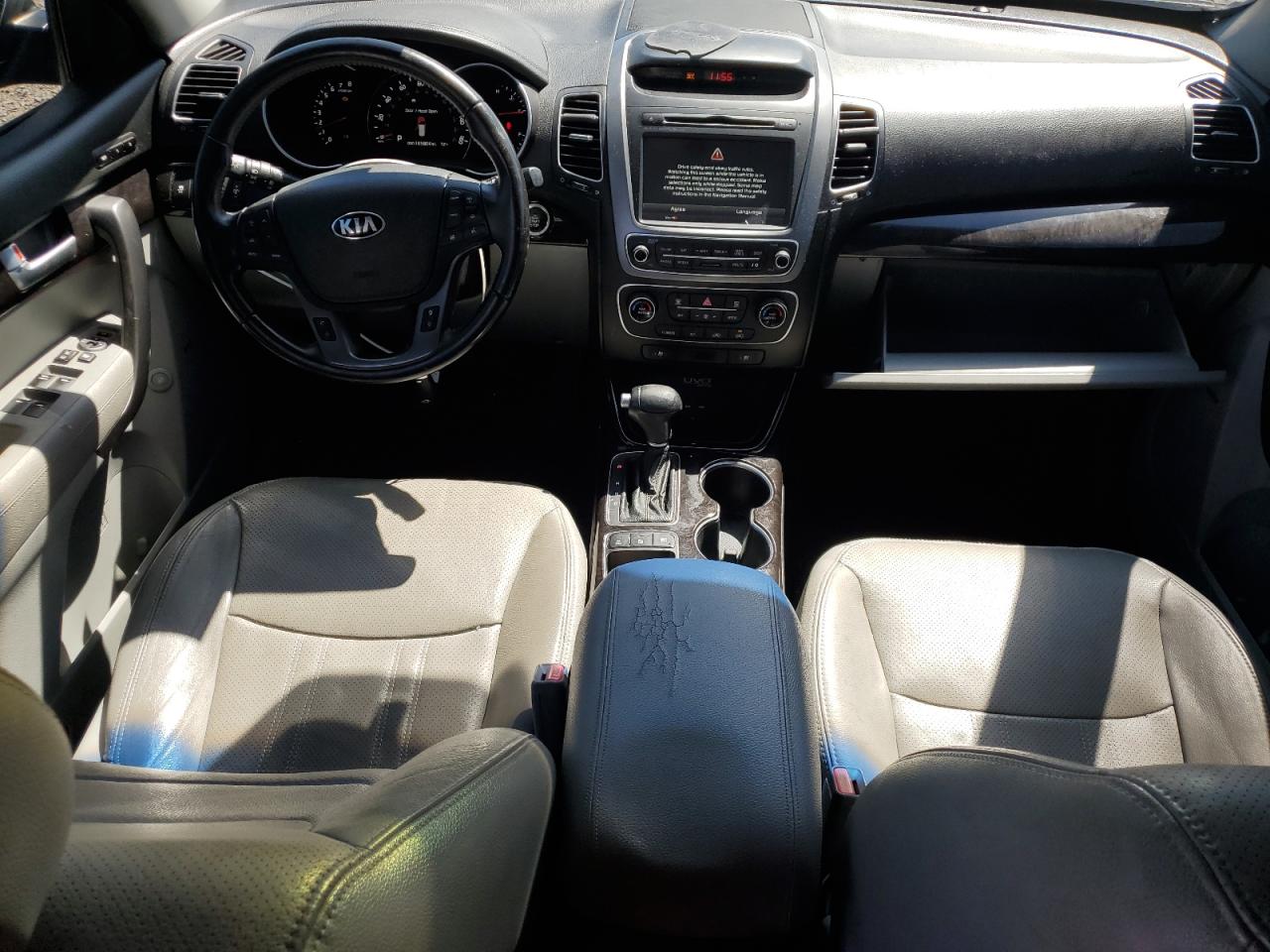 2014 Kia Sorento - Image 8