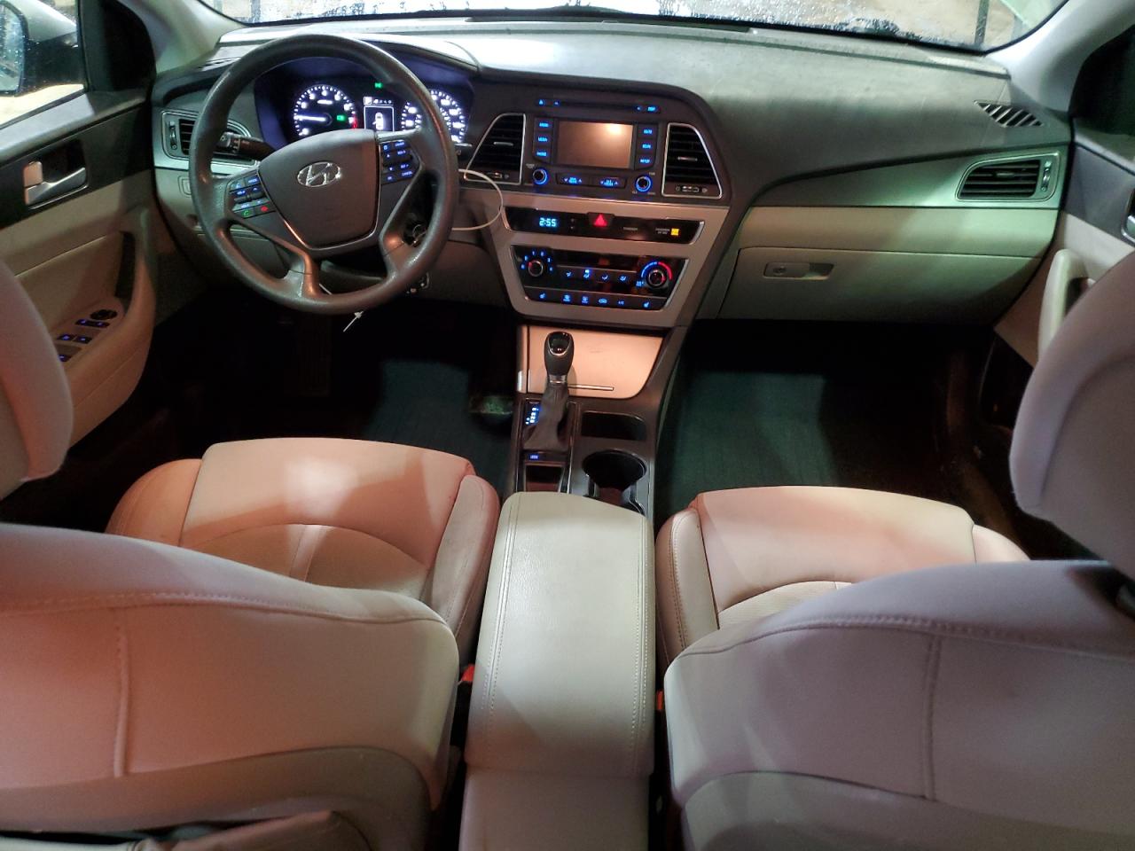 2015 Hyundai Sonata - Image 8